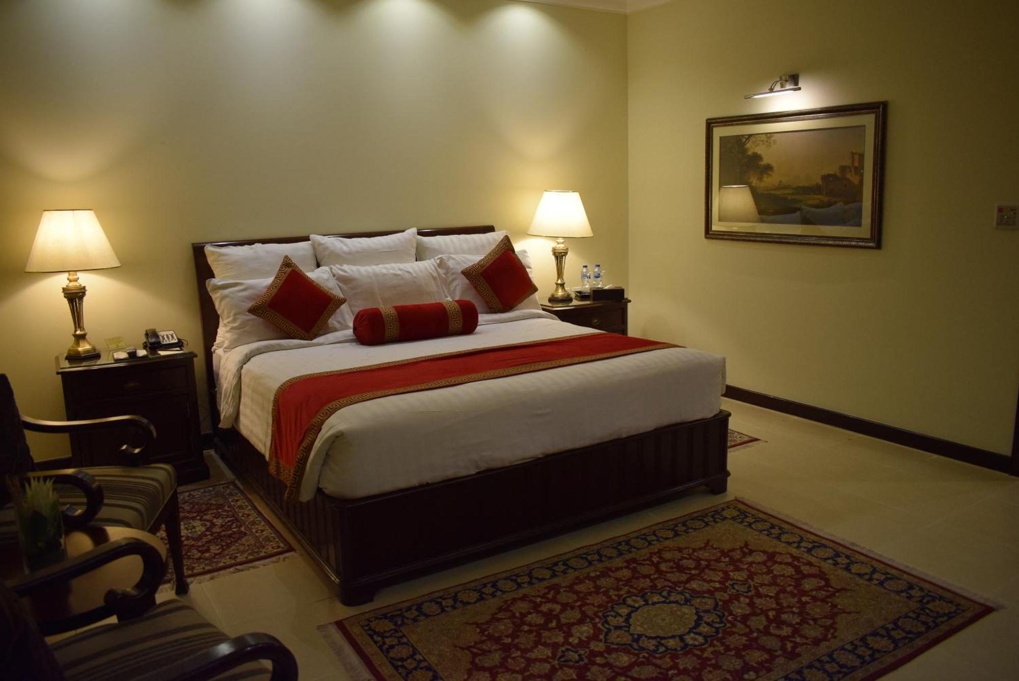 Faletti'S Hotel Lahaur Zewnętrze zdjęcie