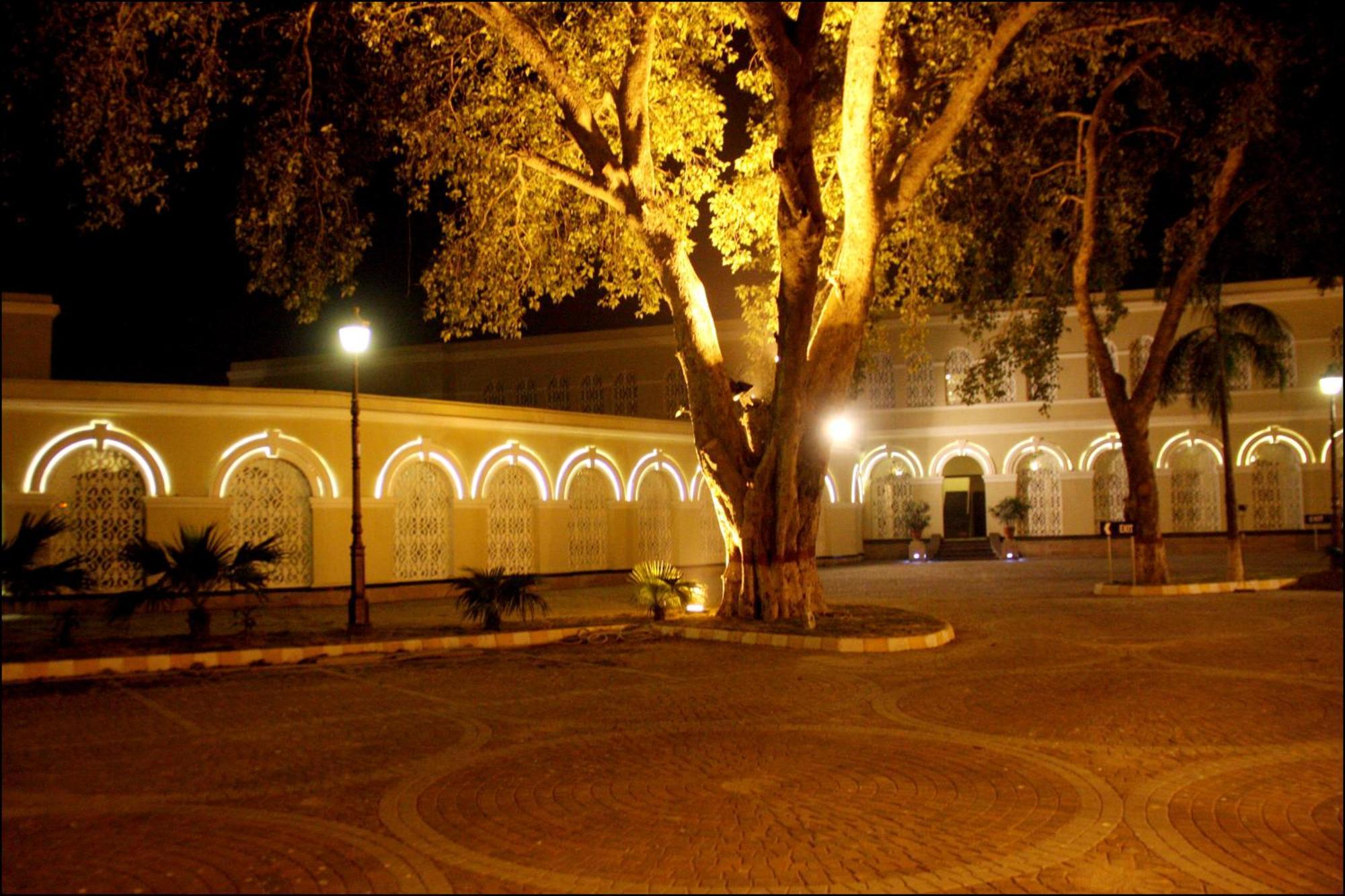 Faletti'S Hotel Lahaur Zewnętrze zdjęcie